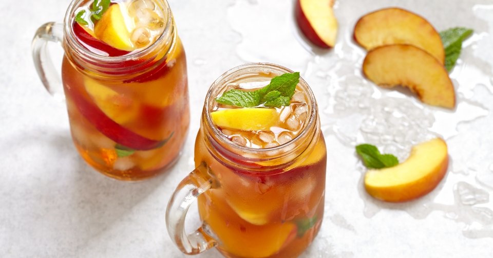 Mood-Boosting Adaptogenic Peach Iced Tea Recipe (Natural, Low-Carb, Sugar-Free)